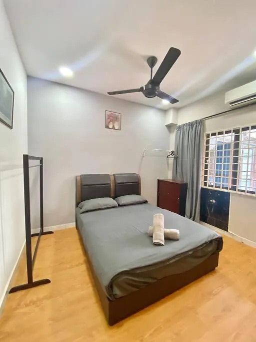 Klebang48/2Min Drive Klebang Beach/Pool/Bbq/25Pax Villa Malacca Malaysia