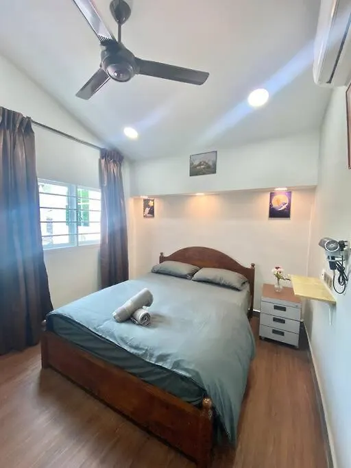 Klebang48/2Min Drive Klebang Beach/Pool/Bbq/25Pax Villa Malacca